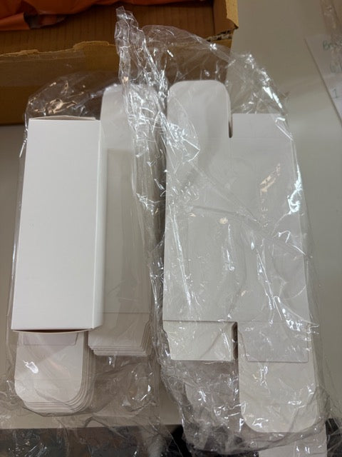 white boxes for bottles- packs of 50 (sku0004)