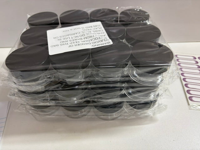 1oz Clear jars with black caps- 36- (n1)