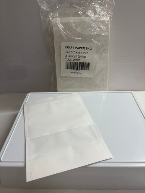 100 White Kraft clear window Resealable pouches - 6.7 x 9.4